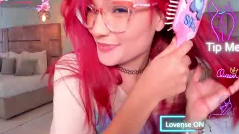 Mae Lyra online show from 24, 7, 2026