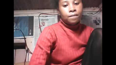 maevafanella online show from 8, 3, 2026