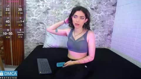 maevekuro online show from 19, 9, 2025