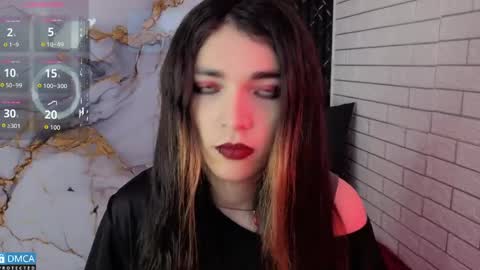 maevekuro online show from 23, 4, 2026