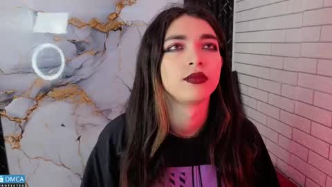 maevekuro online show from 25, 4, 2026