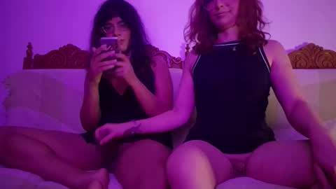 Snapshot of maevelynx_ chatting on 27, 2, 2026 maevelynx_ online show from 27, 2, 2026