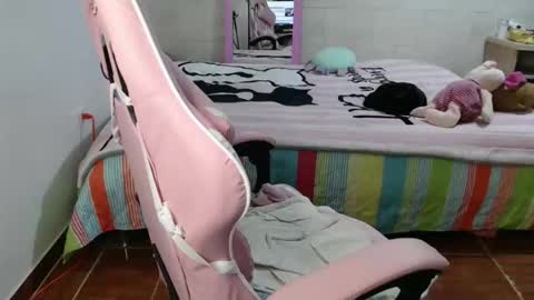 maferchavez88 online show from 18, 4, 2026
