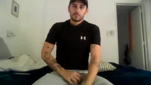 Snapshot of maggicboy29 chatting on 4, 6, 2026 maggicboy29 online show from 4, 6, 2026
