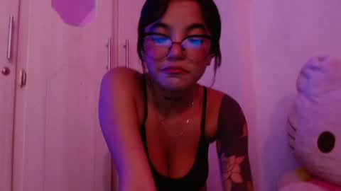 Snapshot of maggie_love77 chatting on 8, 8, 2026 maggie online show from 8, 8, 2026