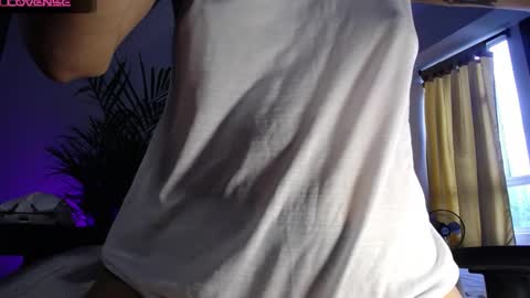 Snapshot of maggie_raver chatting on 23, 1, 2025 maggie online show from 23, 1, 2025