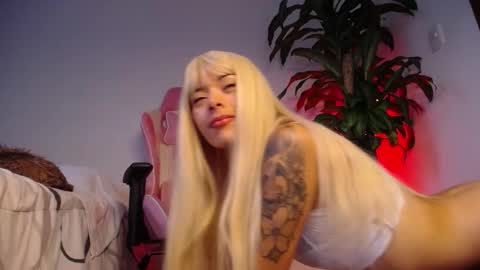 Snapshot of maggie_raver chatting on 13, 9, 2025 maggie online show from 13, 9, 2025