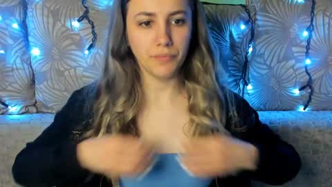 Maggie online show from 26, 4, 2026