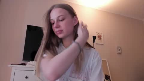 Alice  online show from 21, 2, 2025