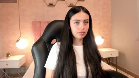 Fer online show from 5, 3, 2025