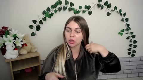 Snapshot of magic_katarina_ chatting on 3, 10, 2025 magic_katarina_ online show from 3, 10, 2025