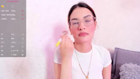 Snapshot of magic_rouse chatting on 14, 11, 2025 M Rss online show from 14, 11, 2025