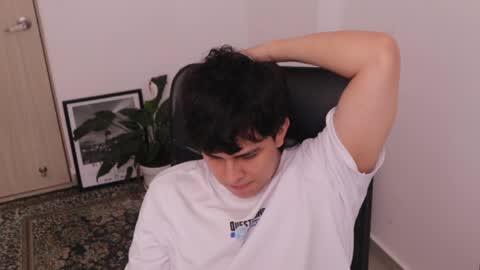 Tony Hoffa online show from 19, 4, 2026