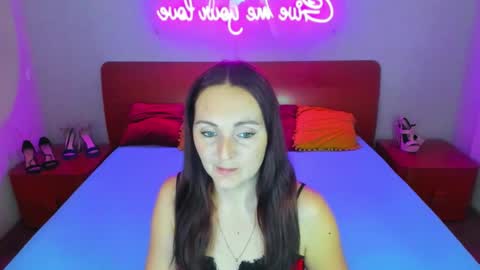 Lili and Bella online show from 20, 12, 2024