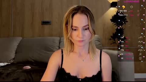 magicpeaach online show from 11, 2, 2025