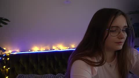 Emily online show from 16, 12, 2024