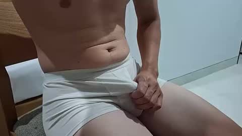 Snapshot of magicstick3003 chatting on 28, 11, 2025 Eli online show from 28, 11, 2025