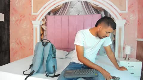 Magnus Alejo online show from 7, 1, 2026