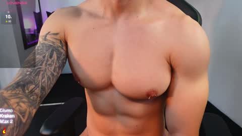 Snapshot of magnus_savage chatting on 26, 9, 2025 If you want me to use the Lovense please let me know -- online show from 26, 9, 2025