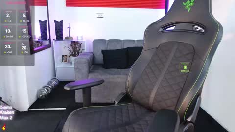 Snapshot of magnus_savage chatting on 23, 11, 2025 If you want me to use the Lovense please let me know -- online show from 23, 11, 2025