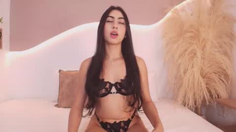 MAIA  LIA  online show from 8, 7, 2026
