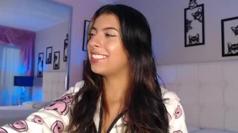 Maia Reficco online show from 17, 4, 2026