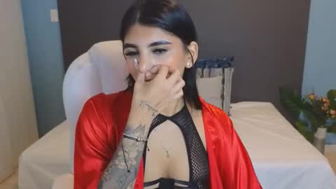 Maiaa Ruiz  online show from 25, 2, 2025