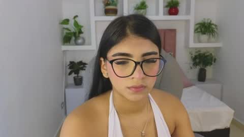 Maiaa Ruiz  online show from 23, 5, 2026
