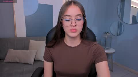  Maia  online show from 29, 9, 2025