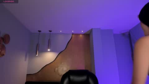  Maia  online show from 7, 11, 2025