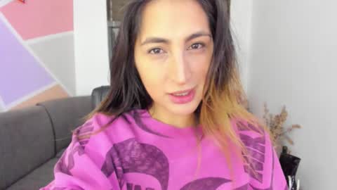   online show from 10, 10, 2025