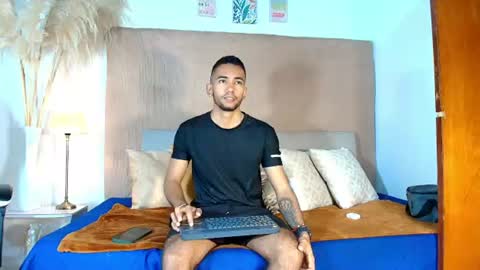 maicolparker0 online show from 27, 7, 2026