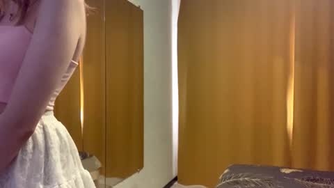 Elina online show from 27, 9, 2025