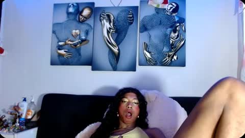 Bella Maidi online show from 5, 2, 2025