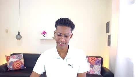 I am Maik online show from 12, 2, 2025