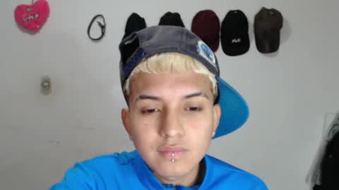 Snapshot of maikjameshot chatting on 24, 11, 2025 maikjameshot online show from 24, 11, 2025