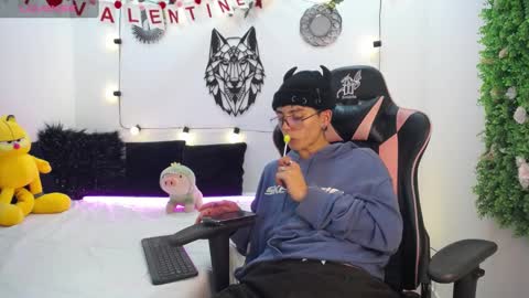 Maiky Cooper online show from 15, 2, 2025