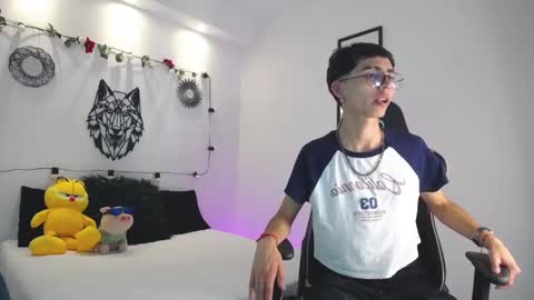 Maiky Cooper online show from 20, 2, 2025