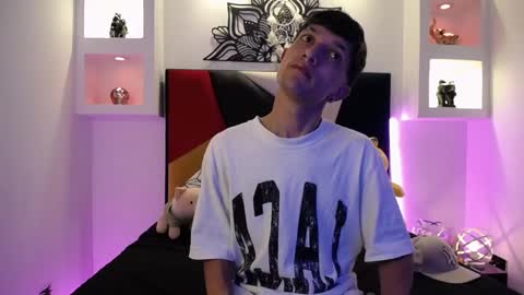 Maiky Cooper online show from 28, 2, 2025