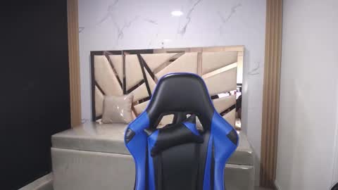 Maily online show from 12, 11, 2025