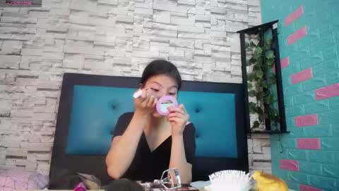  MAILY CAN  online show from 17, 9, 2025