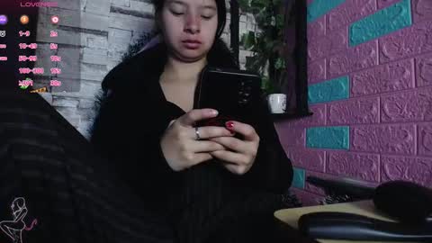  MAILY CAN  online show from 18, 12, 2025