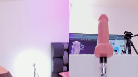 Maily  online show from 24, 4, 2026