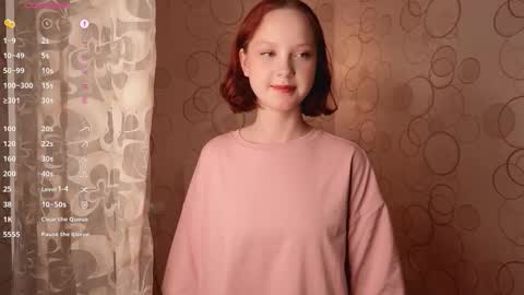 Snapshot of maisiemiller chatting on 18, 10, 2025 Maisie online show from 18, 10, 2025