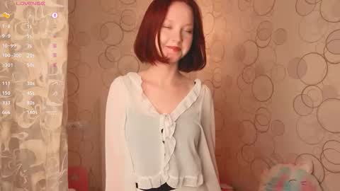 Snapshot of maisiemiller chatting on 20, 10, 2025 Maisie online show from 20, 10, 2025