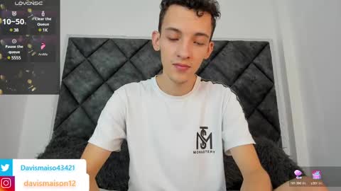 Maison Davis online show from 22, 1, 2025