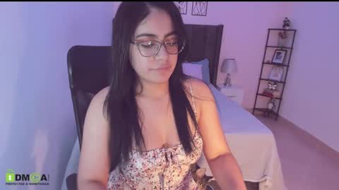 Snapshot of maite_kanes chatting on 7, 10, 2025 Maite online show from 7, 10, 2025