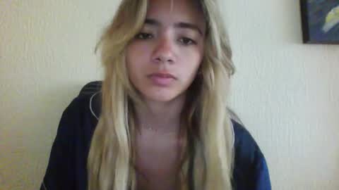 majo_gomezz online show from 8, 1, 2026
