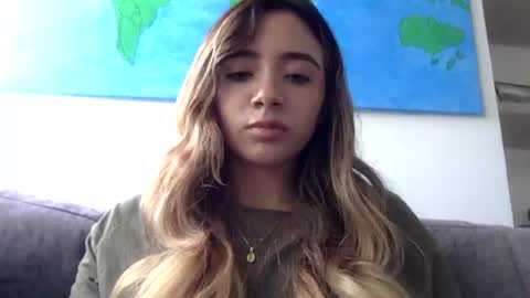 majo_gomezz online show from 16, 6, 2026