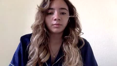 Snapshot of majo_gomezz chatting on 25, 6, 2026 majo_gomezz online show from 25, 6, 2026